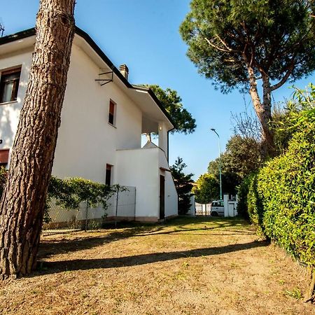 Agenzia Vear - Lido Di Volano Eksteriør billede
