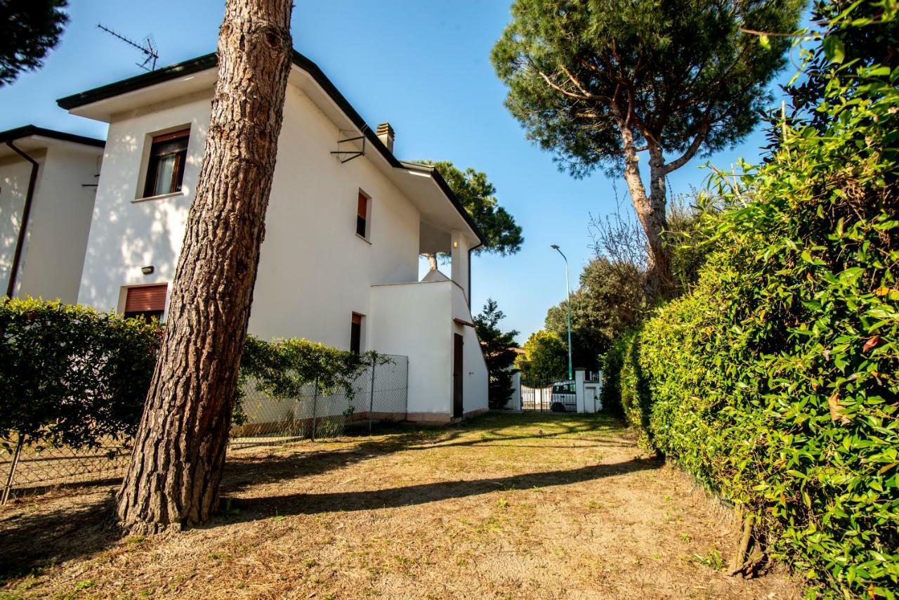 Agenzia Vear - Lido Di Volano Eksteriør billede